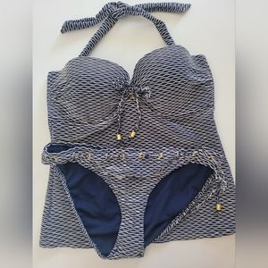 Jessica Simpson, Navy and White Tankini Swimsuit Size Large